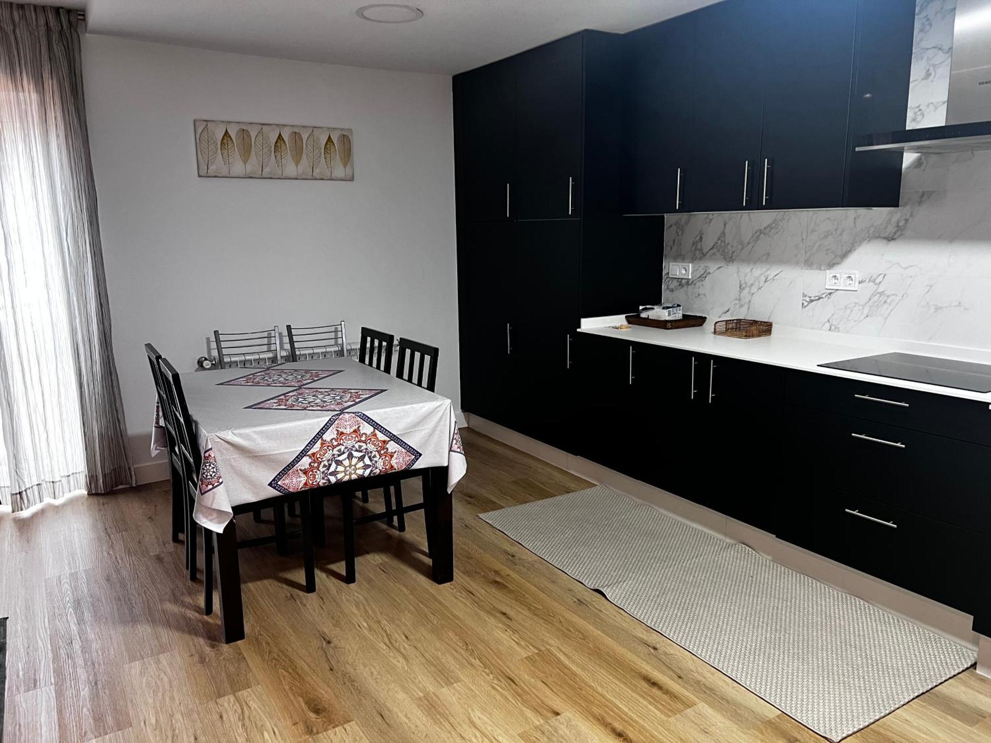 شقة Duplex Bertamirans Angeles المظهر الخارجي الصورة
